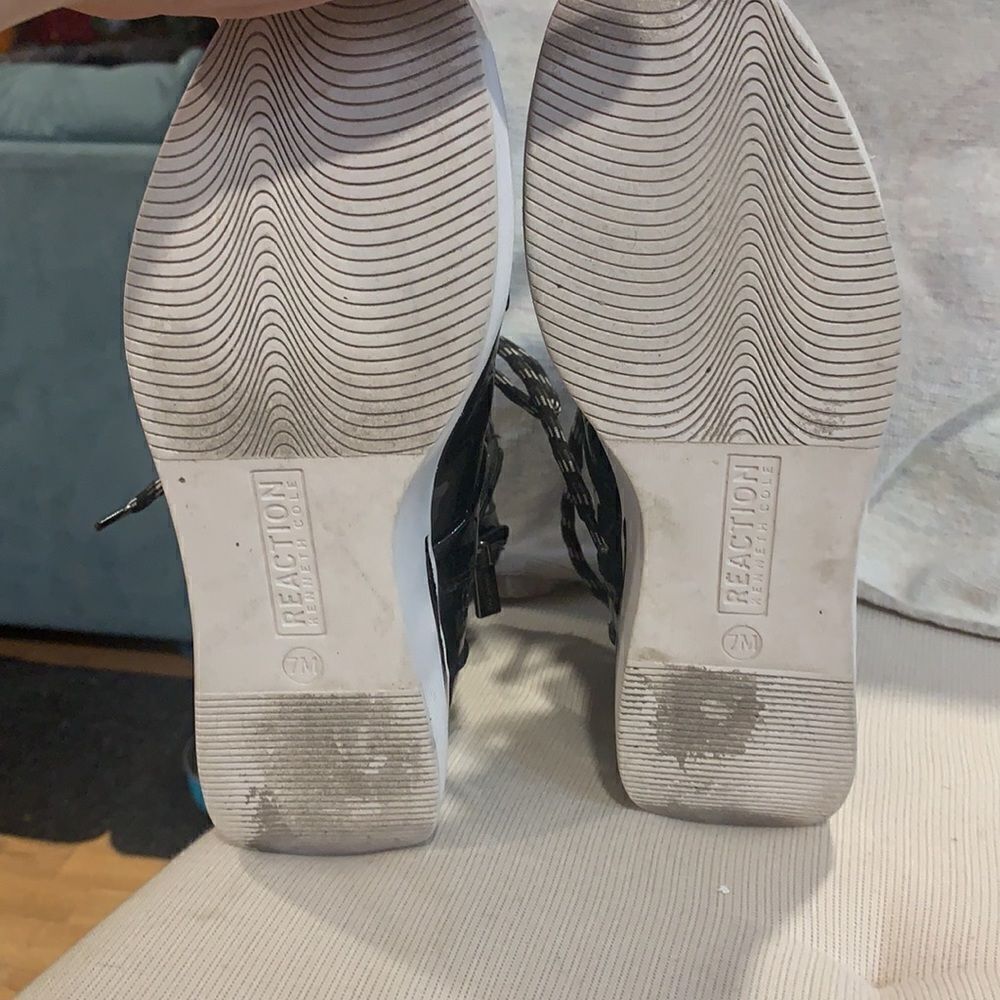Kenneth Cole Reaction Sneakers HUMALONGS Patent Leather High Top Side Zip, EUC 7 - Picture 6 of 11